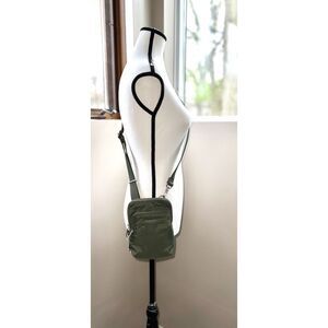NWT Baggallini Securtex Activity Crossbody in army green